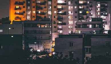 The tweet about ₹50K monthly is not enough to survive in metro city has created a buzz online (representational image). (Unsplash/@nookscribe) The tweet about ₹50K monthly is not enough to survive in metro city has created a buzz online (representational image). (Unsplash/@nookscribe)