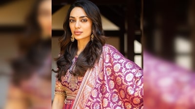 Sobhita Dhulipala kept her makeup subtle and added soft waves to her hair. (Instagram/@sobhitad) Sobhita Dhulipala kept her makeup subtle and added soft waves to her hair. (Instagram/@sobhitad)