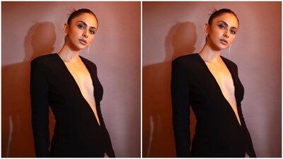 Assisted by makeup artist Salim Sayyed, Rakul Preet decked up in smokey eyeshadow, black eyeliner, mascara-laden eyelashes, drawn eyebrows, contoured cheeks and a shade of nude lipstick.&nbsp; (Instagram/@rakulpreet)