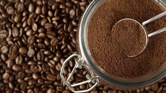 Avoid coffee and tea with meals. This can help improve iron absorption in the body.(Getty Images)