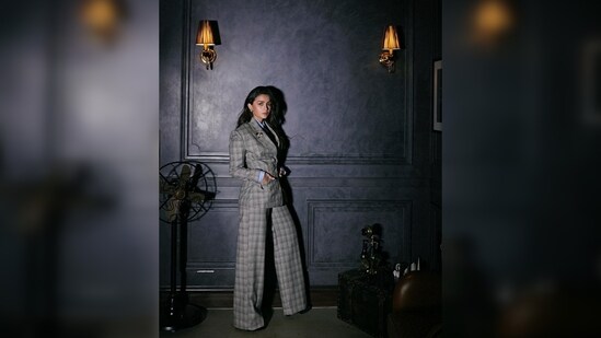 Alia Bhatt's pantsuit is from the collection of designer Kanika Goyal's label.&nbsp;(Instagram/@aliaabhatt)
