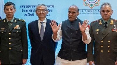 Chinese defence minister Li Shangfu, secretary-general of the Shanghai Cooperation Organisation (SCO) Zhang Ming, defence minister Rajnath Singh and Russain defence minister Sergei Shoigu pose for a picture before the start of the SCO meet in New Delhi, (REUTERS)