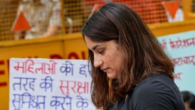 Wrestler Vinesh Phogat during wrestlers' protest at Jantar Mantar, in New Delhi, on Thursday, (PTI) Wrestler Vinesh Phogat during wrestlers' protest at Jantar Mantar, in New Delhi, on Thursday, (PTI)