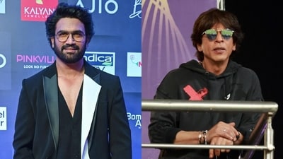 Sharad Kelkar said he appreciated Shah Rukh Khan respecting him as an actor and giving him advice about work. Sharad Kelkar said he appreciated Shah Rukh Khan respecting him as an actor and giving him advice about work.