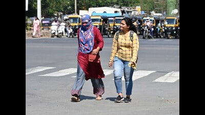 The average wage salaries for women remain at around 70% of their male colleagues (HT PHOTO) The average wage salaries for women remain at around 70% of their male colleagues (HT PHOTO)