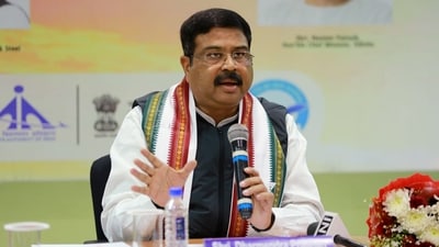 Union ministers Dharmendra Pradhan, Pralhad Joshi and Nityanand Rai hit out at Congress chief Mallikarjun Kharge over his 'poisonous snake' remark against PM Modi. (ANI) Union ministers Dharmendra Pradhan, Pralhad Joshi and Nityanand Rai hit out at Congress chief Mallikarjun Kharge over his 'poisonous snake' remark against PM Modi. (ANI)