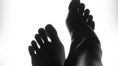 Restless leg syndrome: Menopause can trigger restless leg syndrome, causing unpleasant sensations and an urge to move the legs, which can interfere with sleep. To manage this condition, avoid caffeine, alcohol, and nicotine, and practice regular exercise. (Unsplash) Restless leg syndrome: Menopause can trigger restless leg syndrome, causing unpleasant sensations and an urge to move the legs, which can interfere with sleep. To manage this condition, avoid caffeine, alcohol, and nicotine, and practice regular exercise. (Unsplash)