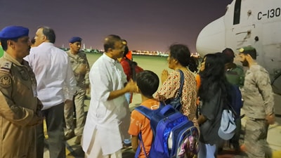 Union minister V Muraleedharan receives 8th batch of stranded Indians in Jeddah, Saudi Arabia. ((source:Twitter/@MOS_MEA)) Union minister V Muraleedharan receives 8th batch of stranded Indians in Jeddah, Saudi Arabia. ((source:Twitter/@MOS_MEA))
