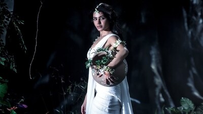 Samantha Ruth Prabhu plays Shakuntala in Shaakuntalam. Samantha Ruth Prabhu plays Shakuntala in Shaakuntalam.
