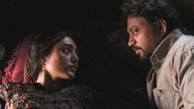 The Song of Scorpions revolves around Nooran (played by Golshifteh Farahani) who saves lives of those bitten by a scorpio by singing a special song for them. She falls in love with Irrfan's Aadam.&nbsp; 