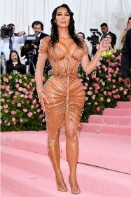 Kim Kardashian's Thierry Mugler dress at the 2019 Met Gala. (Pinterest) Kim Kardashian's Thierry Mugler dress at the 2019 Met Gala. (Pinterest)