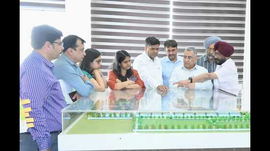 Punjab chief secretary Vijay Kumar Janjua taking stock of the ongoing Buddha Nullah rejuvenation project in Ludhiana on Friday. (HT Photo)