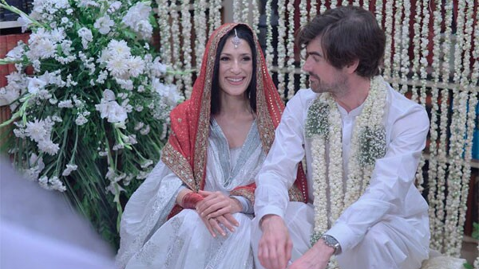 Fatima Bhutto Former Pakistan PM Benazir Bhutto s Niece Marries In 