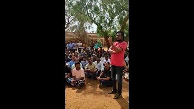 According to the workers who had travelled to Sudan on work visas, and are employed at Kenana Sugar Company, there are around 460 workers from Pune, Mumbai and other parts of Maharashtra stranded. (HT PHOTO) According to the workers who had travelled to Sudan on work visas, and are employed at Kenana Sugar Company, there are around 460 workers from Pune, Mumbai and other parts of Maharashtra stranded. (HT PHOTO)