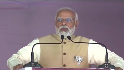 PM Modi is also scheduled to visit Vijaypura and Belagavi's Kudachi, and then arrive in state capital Bengaluru for a roadshow later today. (@narendramodi/Twitter) PM Modi is also scheduled to visit Vijaypura and Belagavi's Kudachi, and then arrive in state capital Bengaluru for a roadshow later today. (@narendramodi/Twitter)
