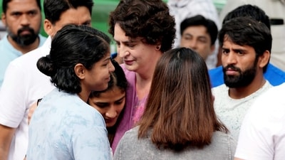 Priyanka Gandhi Vadra meeting the wrestlers at Jantar Mantar is the latest debate of the seven-day long protest. (PTI) Priyanka Gandhi Vadra meeting the wrestlers at Jantar Mantar is the latest debate of the seven-day long protest. (PTI)