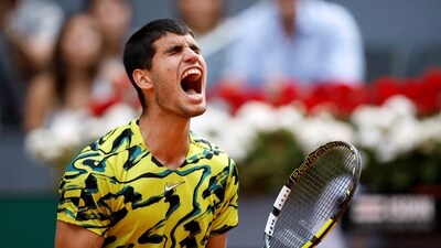 Tennis - Madrid Open - Park Manzanares, Madrid, Spain - April 28, 2023 Spain's Carlos Alcaraz reacts during his round of 64 match against Finland's Emil Ruusuvuori REUTERS/Juan Medina     TPX IMAGES OF THE DAY (REUTERS)
