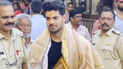 Sooraj Pancholi at Siddhivinayak temple in Mumbai. (Photo: Viral Bhayani) ( Viral Bhayani) Sooraj Pancholi at Siddhivinayak temple in Mumbai. (Photo: Viral Bhayani) ( Viral Bhayani)