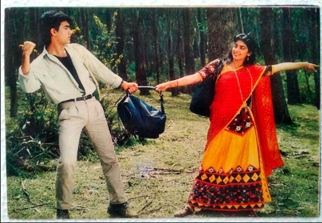 A still from Ghazab Ka Hai Din song A still from Ghazab Ka Hai Din song