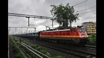 After several disputes over seats in the Sinhagad Express, the Central Railway (CR) has decided to attach one second class chair car (non-AC) coach to the train. (REPRESENTATIVE IMAGE)