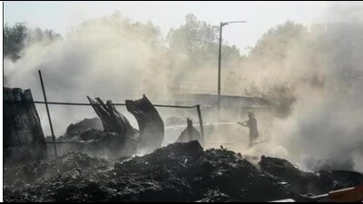 Panic gripped a housing society in Zirakpur, after fire engulfed the electrical panel located on the seventh floor of Savitri Green Society’s tower number 6 on VIP Road. (HT File Photo) Panic gripped a housing society in Zirakpur, after fire engulfed the electrical panel located on the seventh floor of Savitri Green Society’s tower number 6 on VIP Road. (HT File Photo)