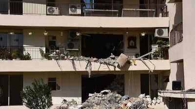 Six flats in Tower D of Chintels Paradiso condominium collapsed partially on February 10 this year, killing two residents. (Vipin Kumar /HT PHOTO) Six flats in Tower D of Chintels Paradiso condominium collapsed partially on February 10 this year, killing two residents. (Vipin Kumar /HT PHOTO)