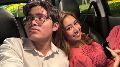 The image shows the woman with her boyfriend. She shared on Twitter how her boyfriend proposed to her. (Twitter/@amymaymacc) The image shows the woman with her boyfriend. She shared on Twitter how her boyfriend proposed to her. (Twitter/@amymaymacc)