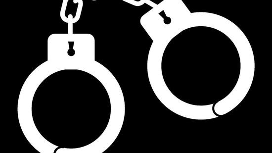 With these arrests, the police have so far recovered 845-gm heroin, 2-kg ganja (marijuana), 2.5-kg charas, 170-kg poppy husk, 15 strips of Alprasafe tablets and 105 bottles of cough syrup. (Getty Images)