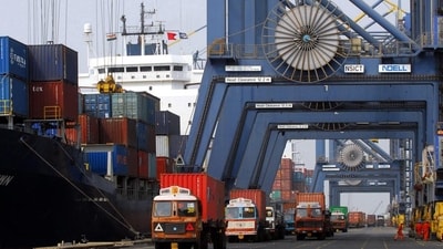 Logistics in India (HTPhoto)