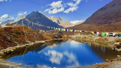 Tawang: Tawang is a picturesque town located in Arunachal Pradesh, known for its beautiful landscapes, snow-capped mountains, and ancient monasteries. It's a great location for a unique and offbeat wedding experience.&nbsp; (File Photo)