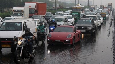 The Safdarjung observatory recorded 0.3 mm of rainfall. Palam and Lodhi Road observatories recorded traces of rain between 8:30 am and 5:30 pm, the IMD said. (ANI) The Safdarjung observatory recorded 0.3 mm of rainfall. Palam and Lodhi Road observatories recorded traces of rain between 8:30 am and 5:30 pm, the IMD said. (ANI)