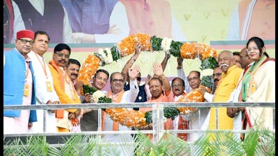 Chief Minister Yogi Aditynath with others during a public meeting ahead of the Uttar Pradesh municipal elections, in Moradabad on Monday. (HT PHOTO) Chief Minister Yogi Aditynath with others during a public meeting ahead of the Uttar Pradesh municipal elections, in Moradabad on Monday. (HT PHOTO)