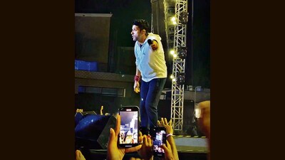 Farhan Akhtar performing during a live gig in Chandigarh (HT Photo)