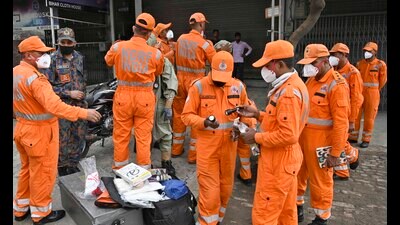 NDRF teams during rescue operation after gas leak incident at Sua road, Giaspura area in Ludhiana. (HT File Photo) NDRF teams during rescue operation after gas leak incident at Sua road, Giaspura area in Ludhiana. (HT File Photo)