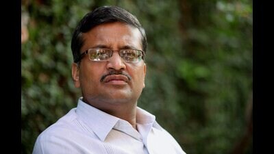 The complaint was rendered infructuous after the complainant, Ravinder Kumar submitted before the Haryana lokayukta that since a first information report (FIR) was registered by the police at Panchkula in April 2022 against senior IAS officer Ashok Khemka and others, he is not pressing this complaint against police officials/respondents. (PTI File Photo) The complaint was rendered infructuous after the complainant, Ravinder Kumar submitted before the Haryana lokayukta that since a first information report (FIR) was registered by the police at Panchkula in April 2022 against senior IAS officer Ashok Khemka and others, he is not pressing this complaint against police officials/respondents. (PTI File Photo)