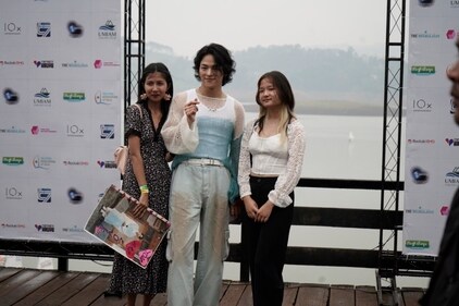 Fans pose with K-Pop artiste Kim Woojin at the Northeast Regatta 2023. (Atharva Shrivastava) Fans pose with K-Pop artiste Kim Woojin at the Northeast Regatta 2023. (Atharva Shrivastava)