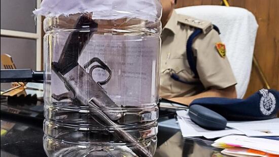 One suspect held in Sohna farmhouse murder case, many still on the run