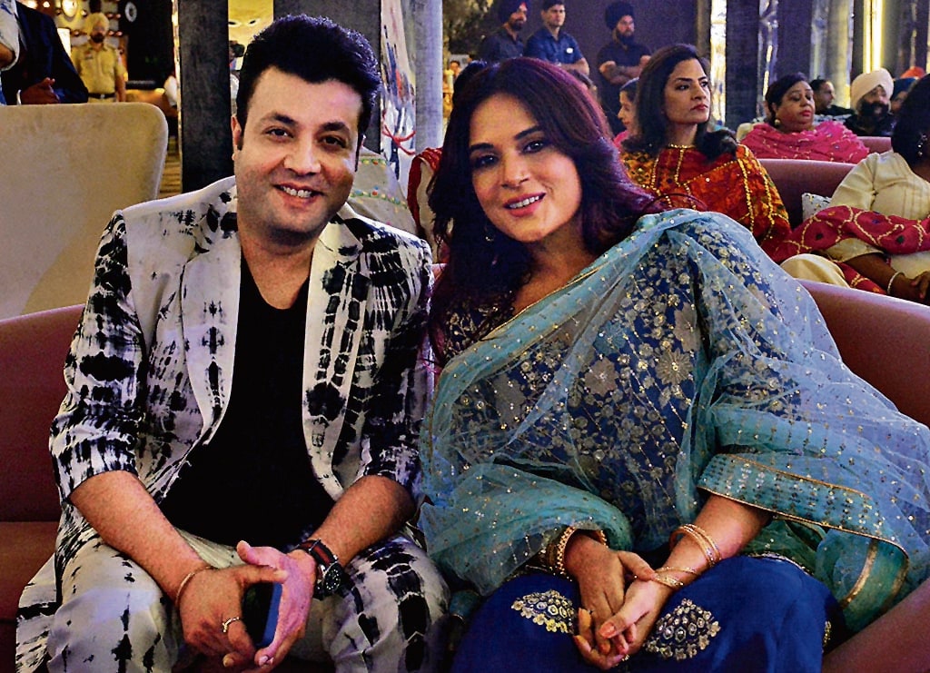 Actors Varun Sharma and Richa Chadha Actors Varun Sharma and Richa Chadha