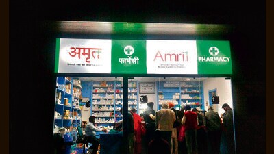 Shops at Chandigarh’s PGIMER, GMSH-16 and GMCH-32 are among the violators. The shops will be closed on rotational basis. (HT Photo)