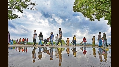 Visitors throng Sukhna Lake to enjoy the pleasant weather following the rain in Chandigarh on Tuesday. (Ravi Kumar/HT) Visitors throng Sukhna Lake to enjoy the pleasant weather following the rain in Chandigarh on Tuesday. (Ravi Kumar/HT)