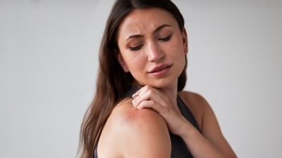 Diabetes can lead to damage to your blood vessels and nerves which may reduce circulation and blood flow to the skin (Freepik) Diabetes can lead to damage to your blood vessels and nerves which may reduce circulation and blood flow to the skin (Freepik)
