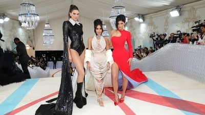 Kendall Jenner, Kim Kardashian and Kylie Jenner in Met Gata 2023. (Getty Images for The Met Museum) Kendall Jenner, Kim Kardashian and Kylie Jenner in Met Gata 2023. (Getty Images for The Met Museum)