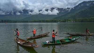 Continuous rains have resulted in chilly conditions in Kashmir with the region’s top weather official advising tourists to keep warm clothes handy. (AFP)