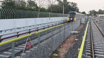 The third rail system powering the Agra Metro trial run (HT Photo)