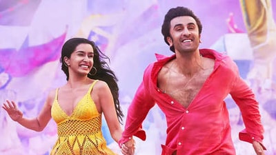 Tu Jhoothi Main Makkaar stars Ranbir Kapoor and Shraddha Kapoor. Tu Jhoothi Main Makkaar stars Ranbir Kapoor and Shraddha Kapoor.