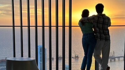 Shahid Kapoor and Mira Rajput in new photo. Shahid Kapoor and Mira Rajput in new photo.