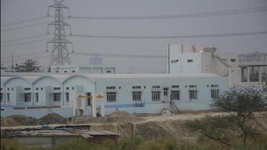The new plant was built at a cost of ₹304 crore and was expected to be operational by the end of 2021. However, the Covid-19 pandemic slowed progress, and a land issue has delayed the trial run, which was scheduled to begin in April. (Sakib Ali/HT Photo)