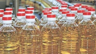 Cooking-oil makers have cut prices from their peak levels in 2022. (Representational image)