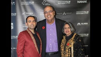 Alex Sangha (center), founder of Sher Vancouver, on the VISAFF red carpet in November last year. (VISAFF/Facebook) Alex Sangha (center), founder of Sher Vancouver, on the VISAFF red carpet in November last year. (VISAFF/Facebook)