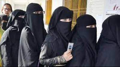 Long queues of Muslims were seen outside polling booths in western Uttar Pradesh to cast their vote in the first phase of urban local body polls on Thursday. (Pic for representation)